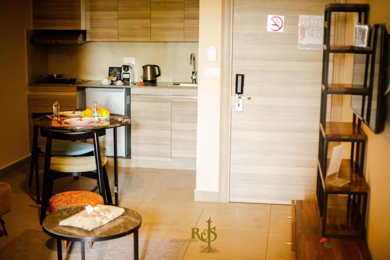 Roots Hotel Apartments Abidjan Exterior foto