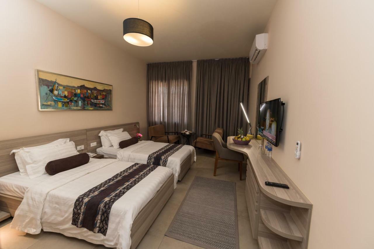 Roots Hotel Apartments Abidjan Exterior foto