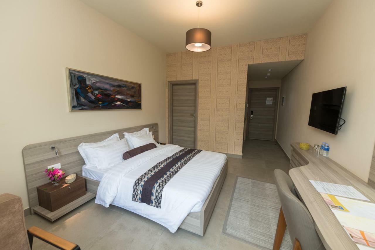 Roots Hotel Apartments Abidjan Exterior foto